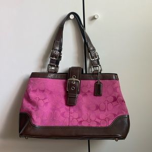 Y2K style magenta Coach bag. Never been used. Great condition.
